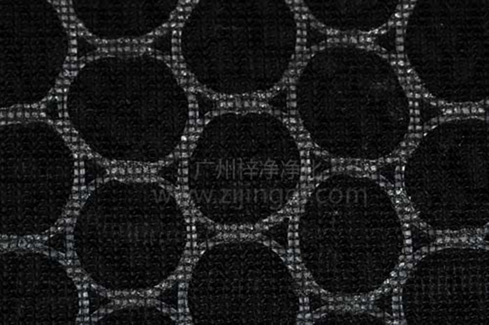 板式蜂窩活性炭過濾器具有比表面積大、吸附效率高、風阻小、壽命長等特點。